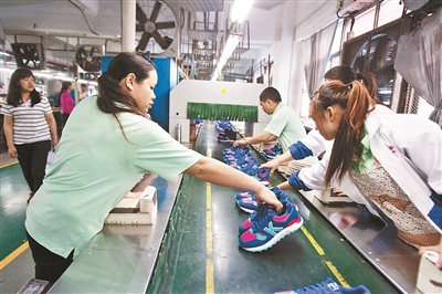 鞋业代工厂转型成卖鞋大户