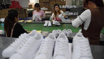 越南工厂因疫情停产两个月,耐克、阿迪等运动品牌股价下跌