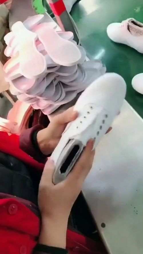 工厂鞋子生产,为什么所有的工厂都是最后一个岗位忙的要死,这是